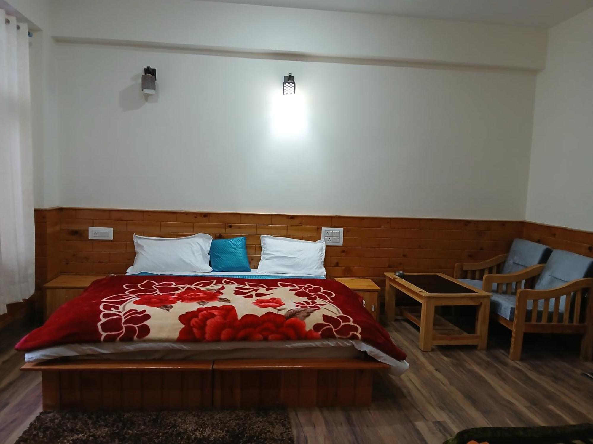 Shangri-La Rooms & Restaurant Kasol Εξωτερικό φωτογραφία