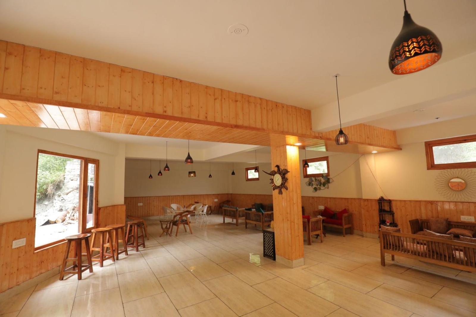 Shangri-La Rooms & Restaurant Kasol Εξωτερικό φωτογραφία