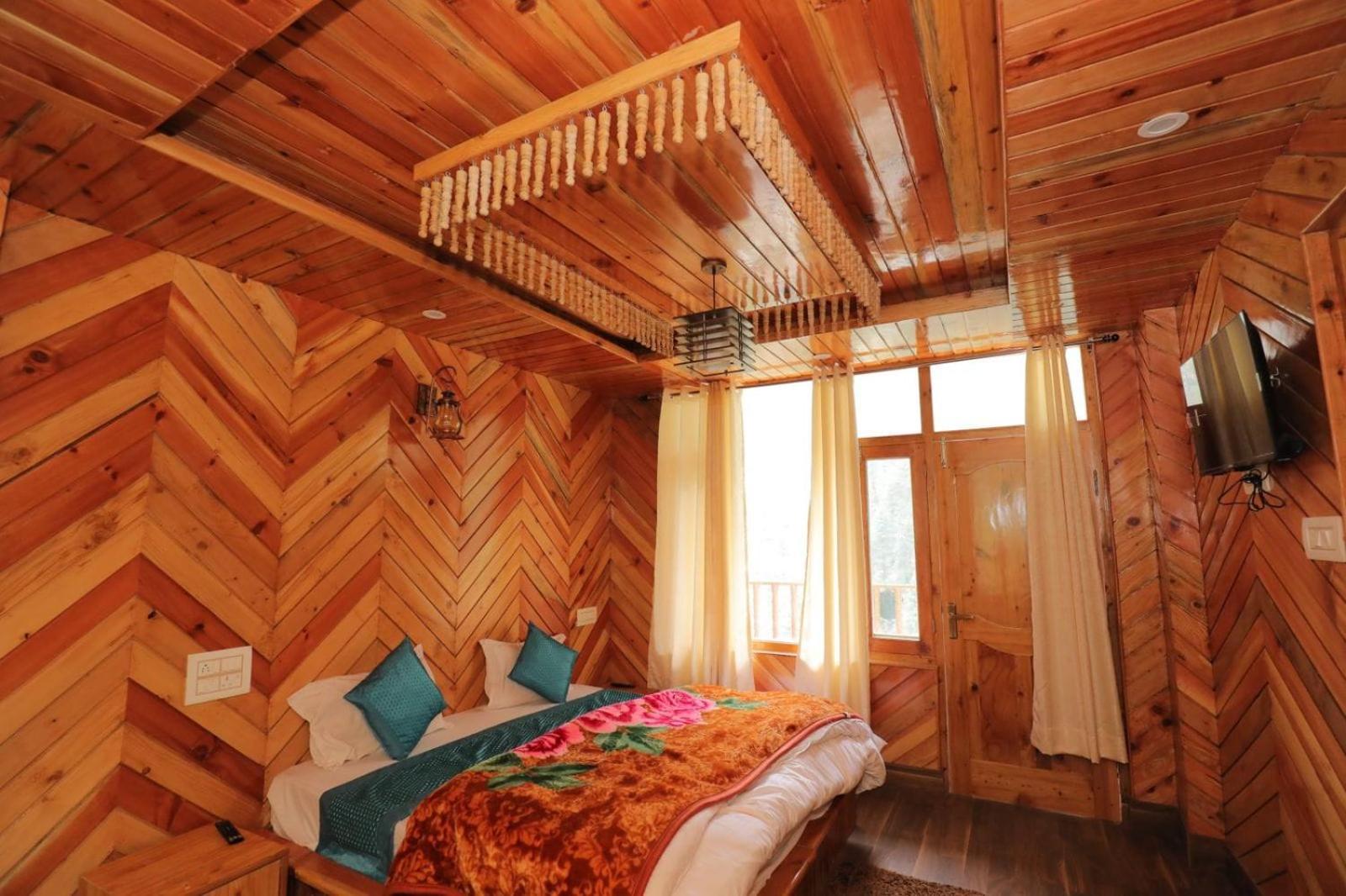 Shangri-La Rooms & Restaurant Kasol Εξωτερικό φωτογραφία